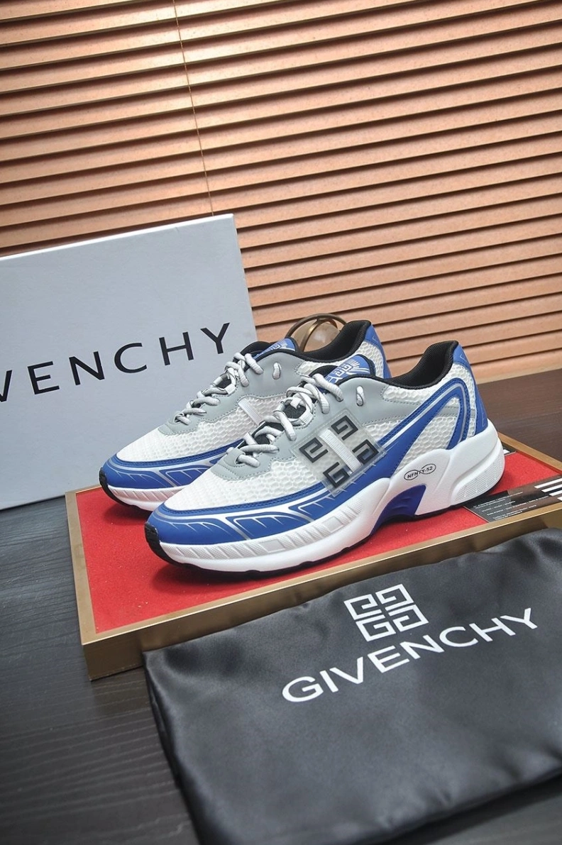 Gxvxnchy Sneakers Classic 152207