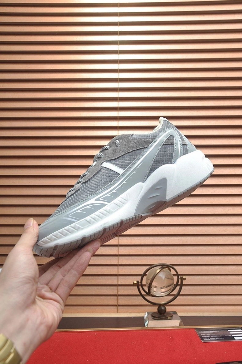Gxvxnchy Sneakers Sophisticated 152206
