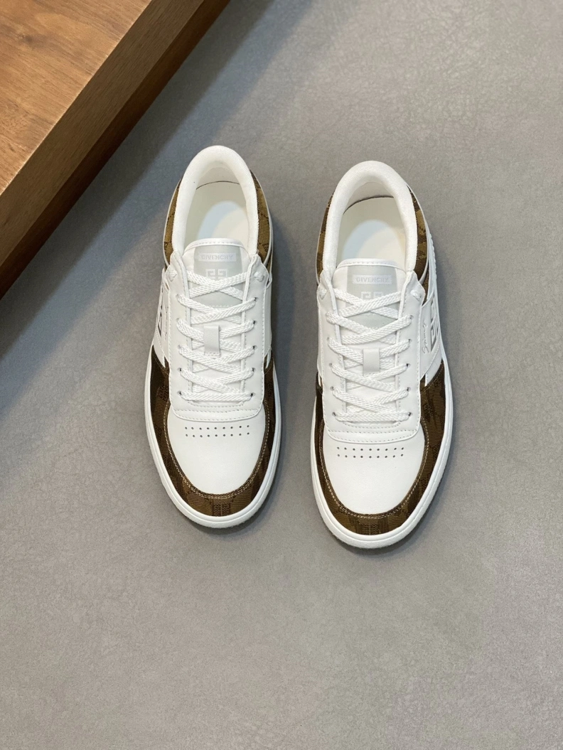 Sleek Gxvxnchy Sneakers 152201
