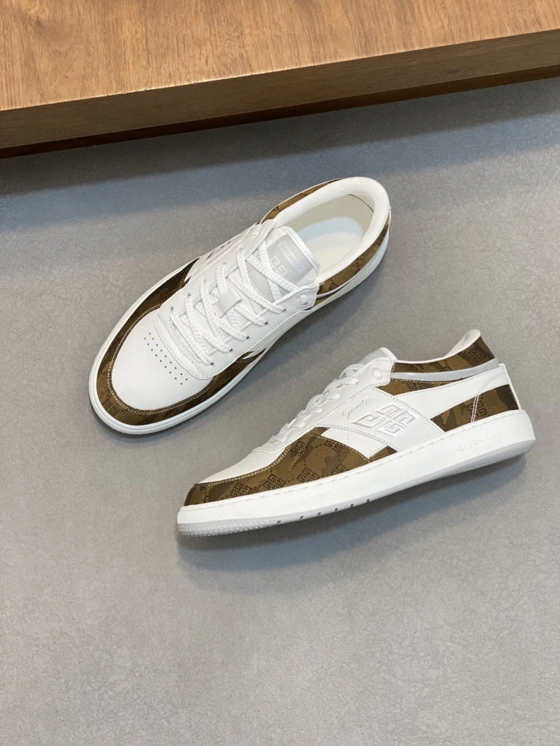 Sleek Gxvxnchy Sneakers 152201