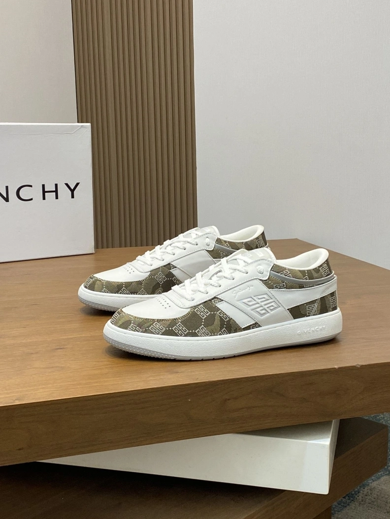 Gxvxnchy Sneakers TopPick 152196