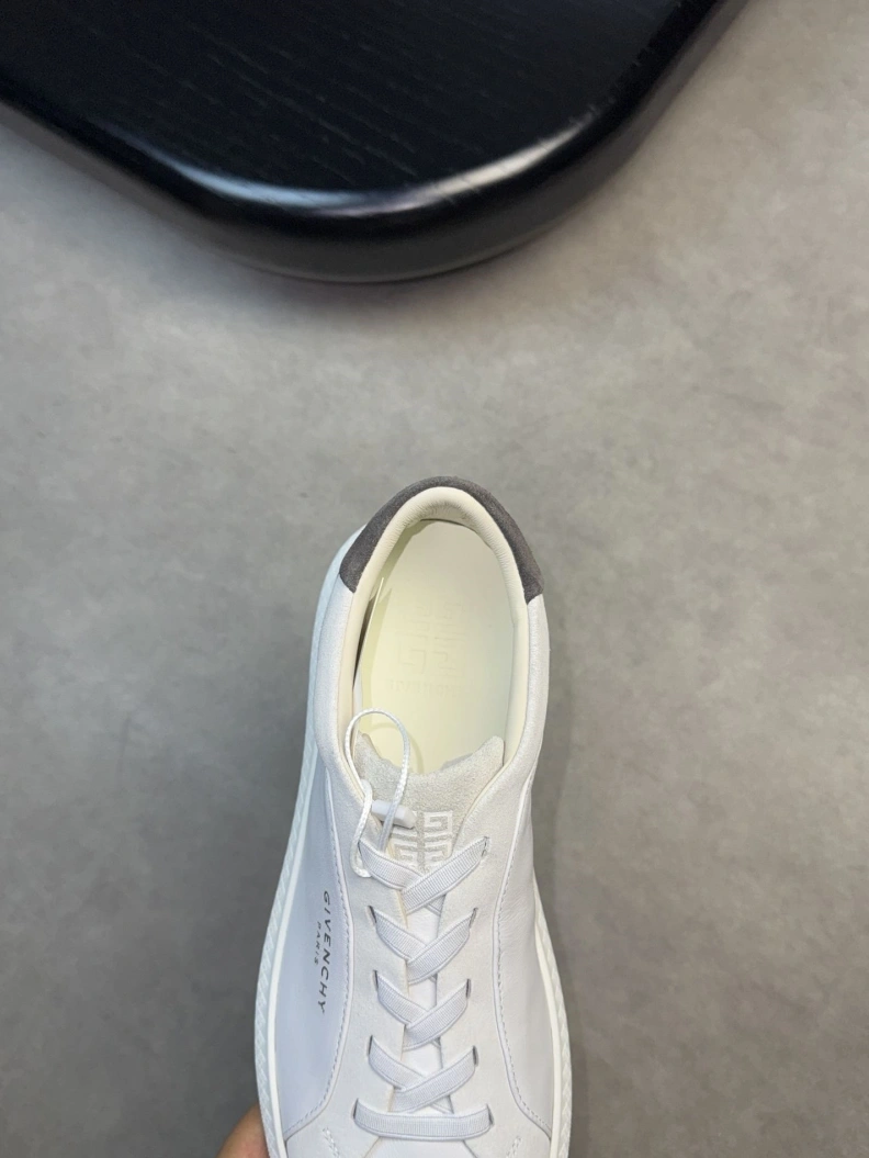 Gxvxnchy Sneakers Soft 152199
