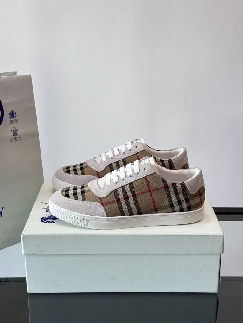 Bxrbxrry Sneakers TopPick 114521