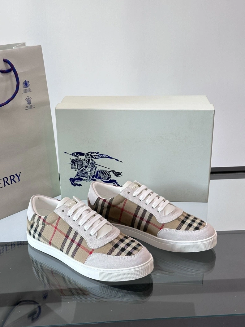 Bxrbxrry Sneakers TopPick 114521