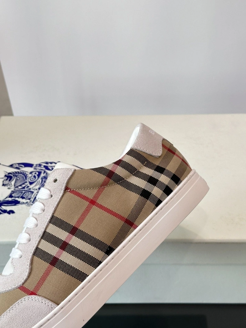 Bxrbxrry Sneakers TopPick 114521