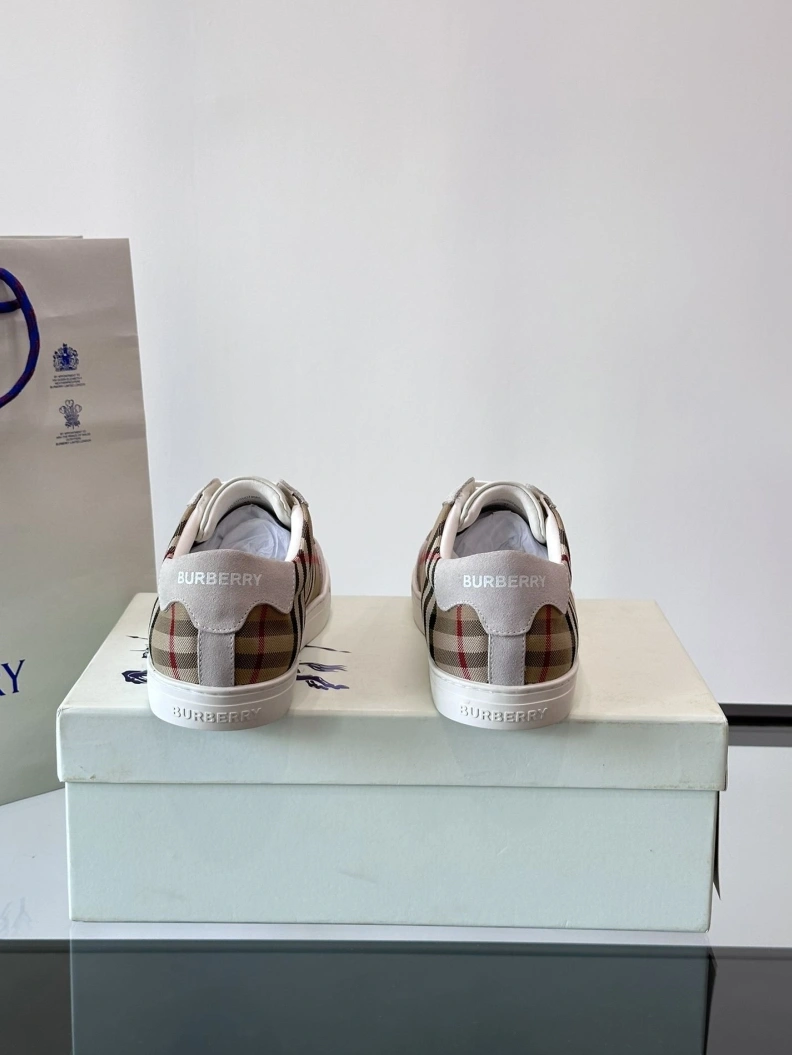 Bxrbxrry Sneakers TopPick 114521