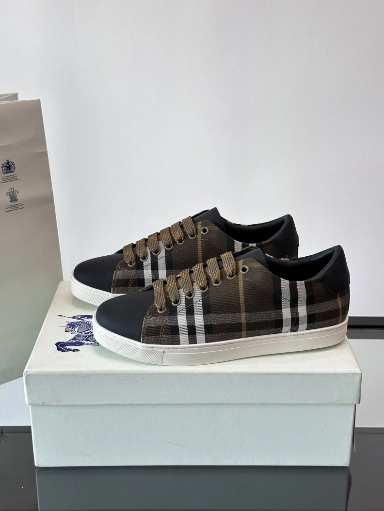 GoodFit Bxrbxrry Sneakers 114510