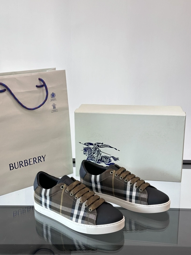 GoodFit Bxrbxrry Sneakers 114510