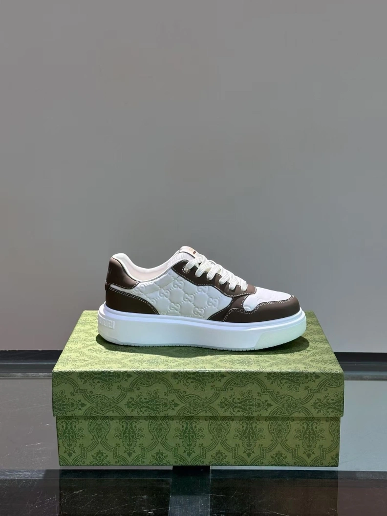 Gxccx Casual Shoes Vibrant 155961