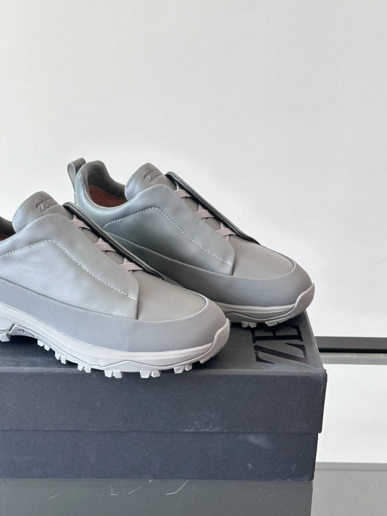Versatile Othxr Sneakers 210483