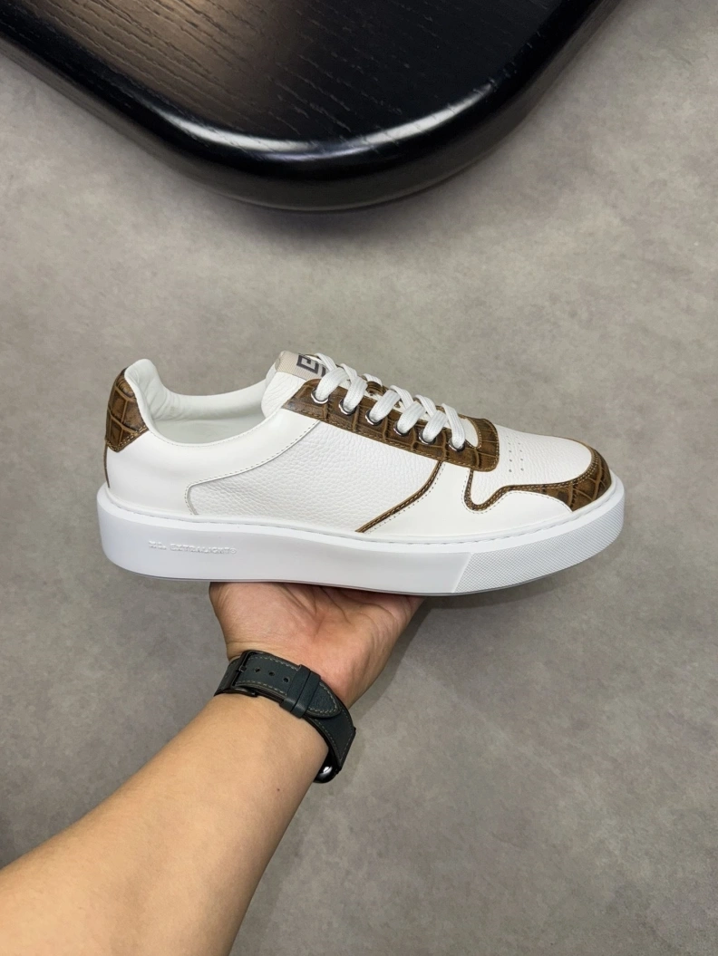 Comfortable Gxvxnchy Sneakers 152190