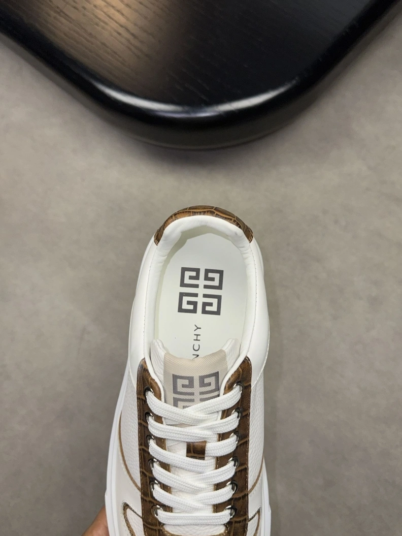 Comfortable Gxvxnchy Sneakers 152190