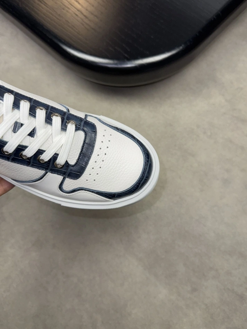 TopPick Gxvxnchy Sneakers 152188
