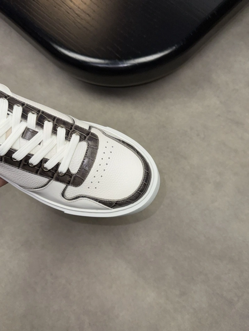 Gxvxnchy Sneakers Unique 152193