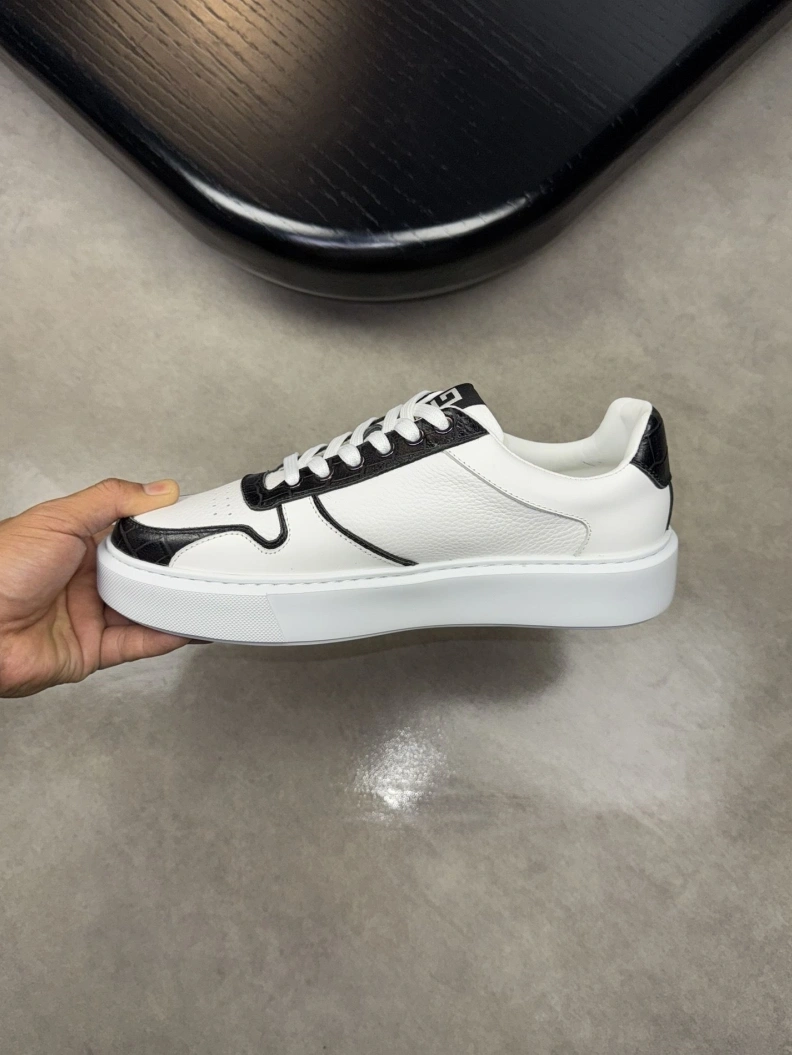 Trendy Gxvxnchy Sneakers 152195