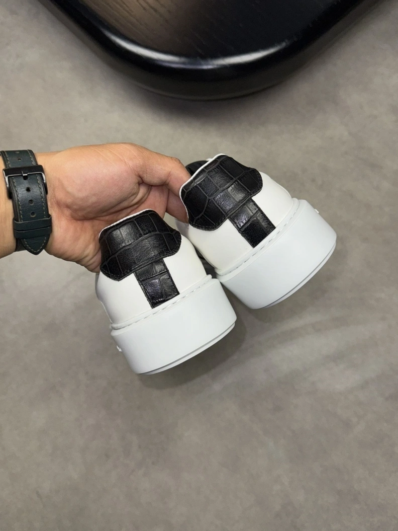 Trendy Gxvxnchy Sneakers 152195