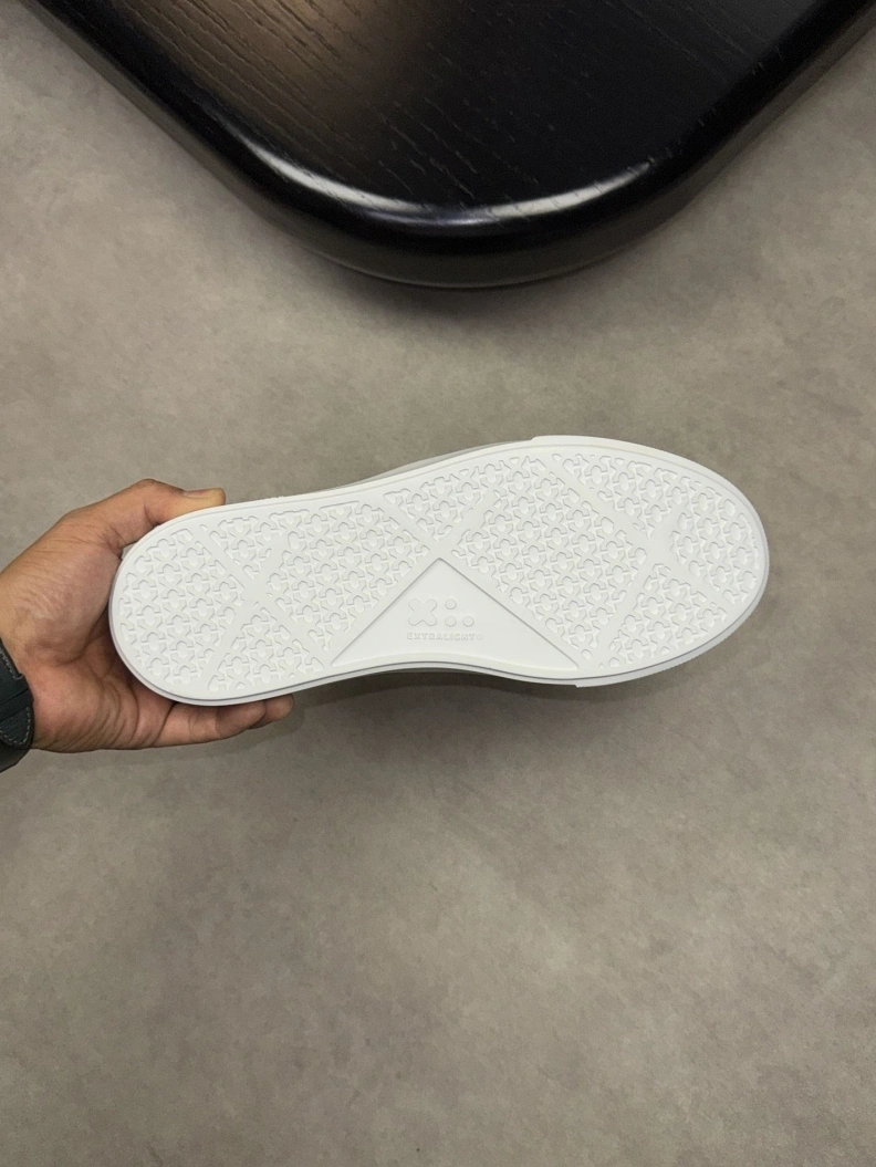 Functional Gxvxnchy Sneakers 152194