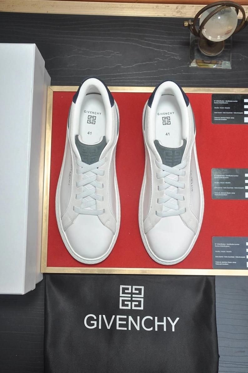 Modern Gxvxnchy Sneakers 152187