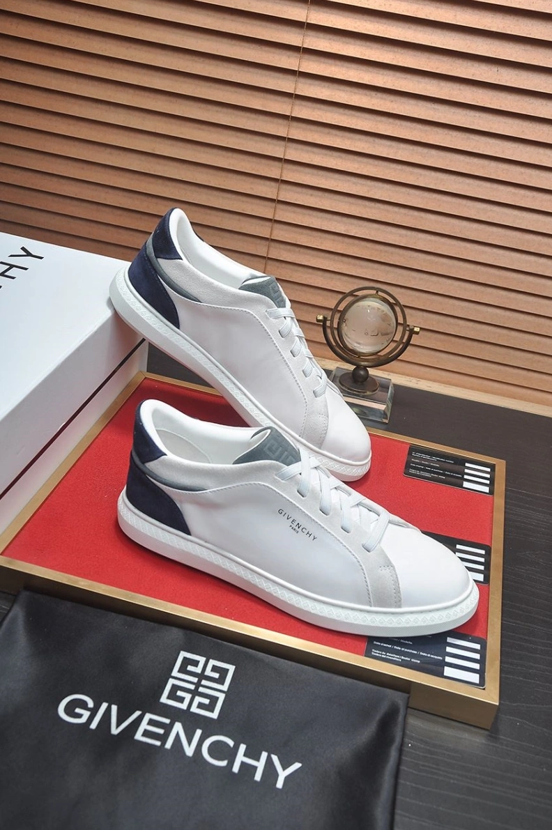 Modern Gxvxnchy Sneakers 152187