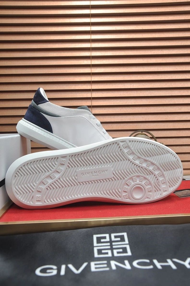 Modern Gxvxnchy Sneakers 152187