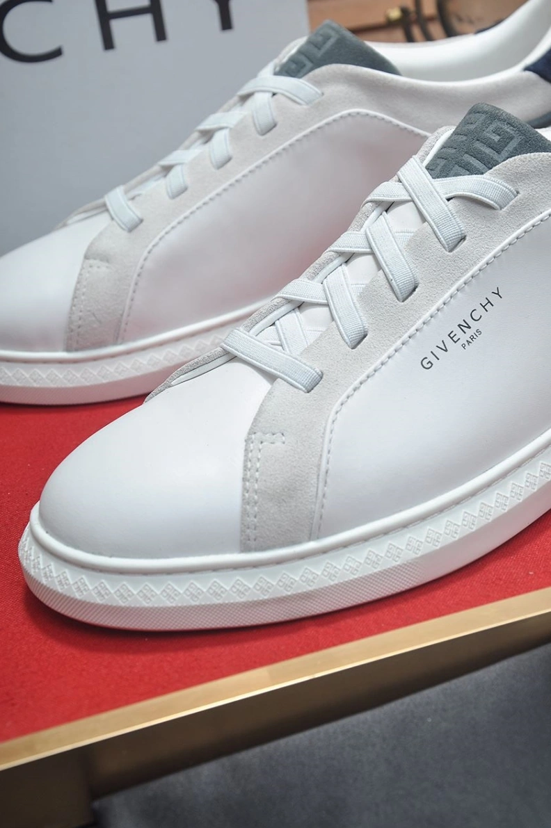 Modern Gxvxnchy Sneakers 152187