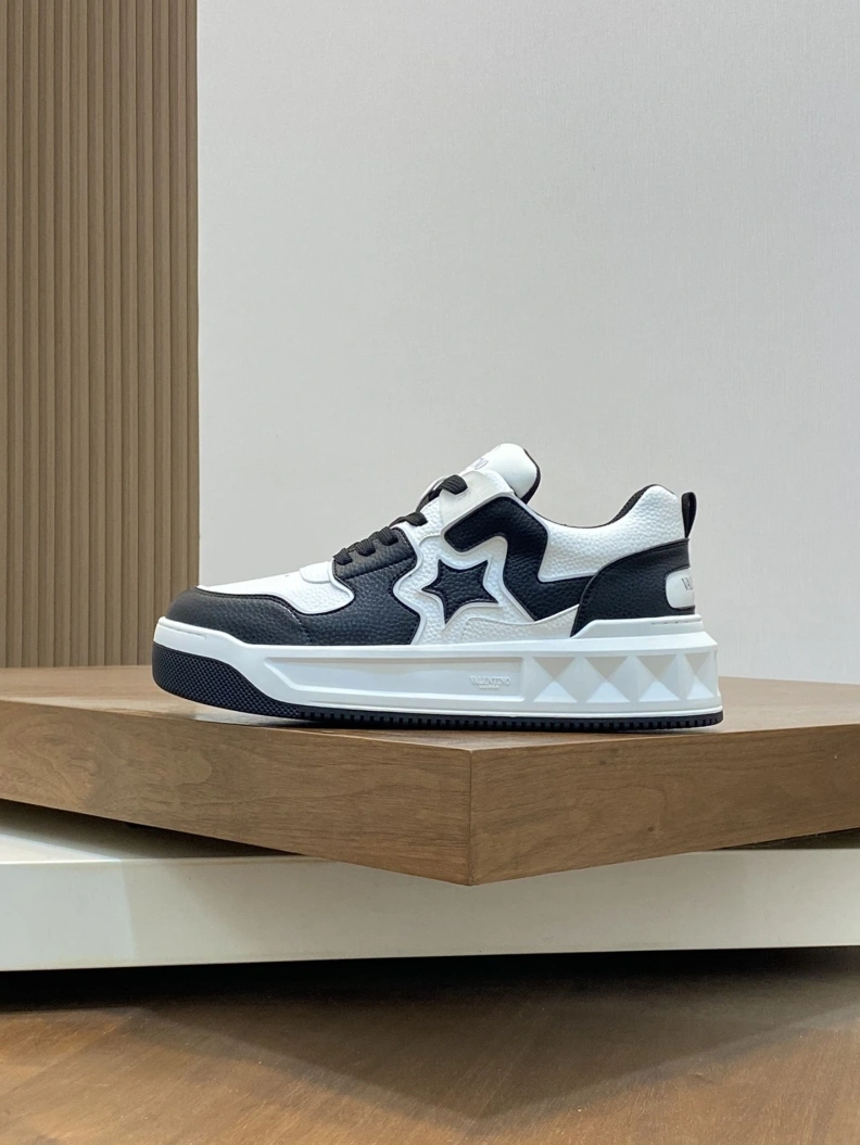 AllSeason Vxlxntino Sneakers 229076