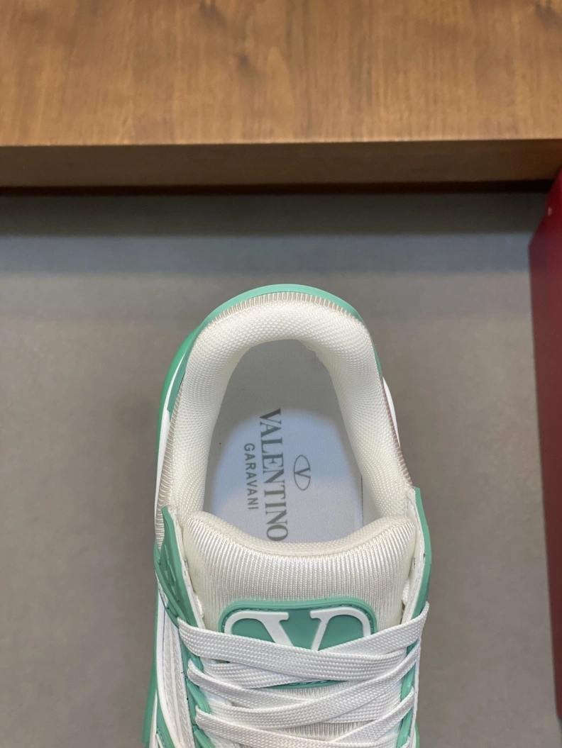 Lightweight Vxlxntino Sneakers 229074