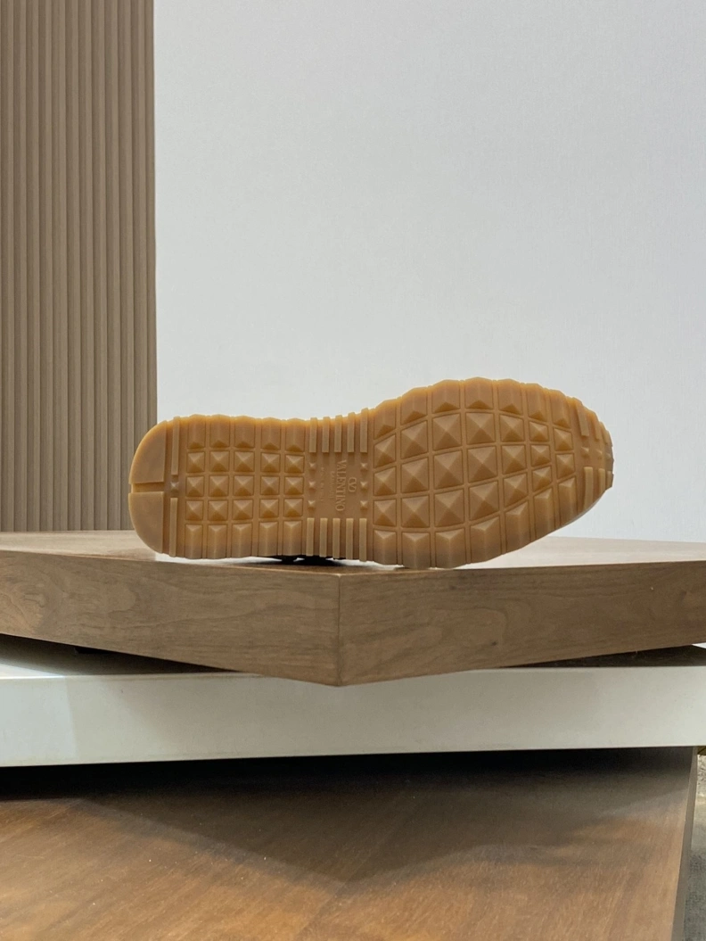 SportInspired Vxlxntino Sneakers 229055