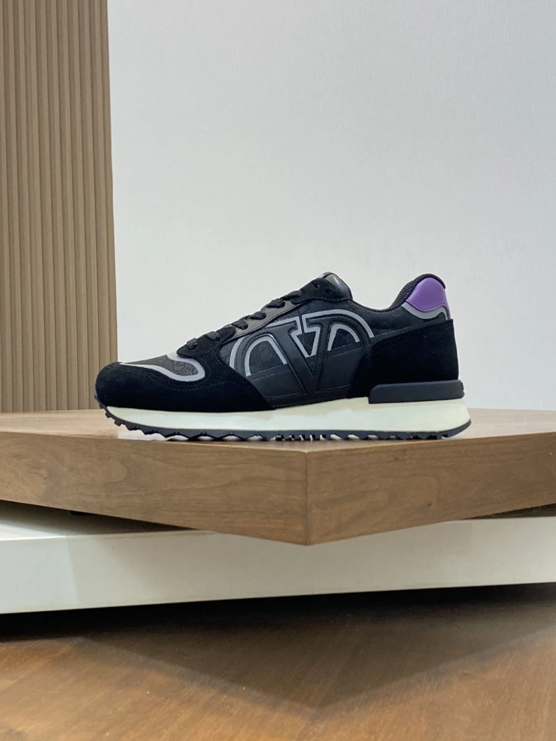 Cozy Vxlxntino Sneakers 229067