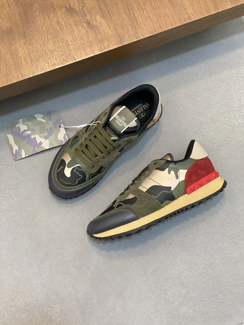 Modern Vxlxntino Sneakers 229043