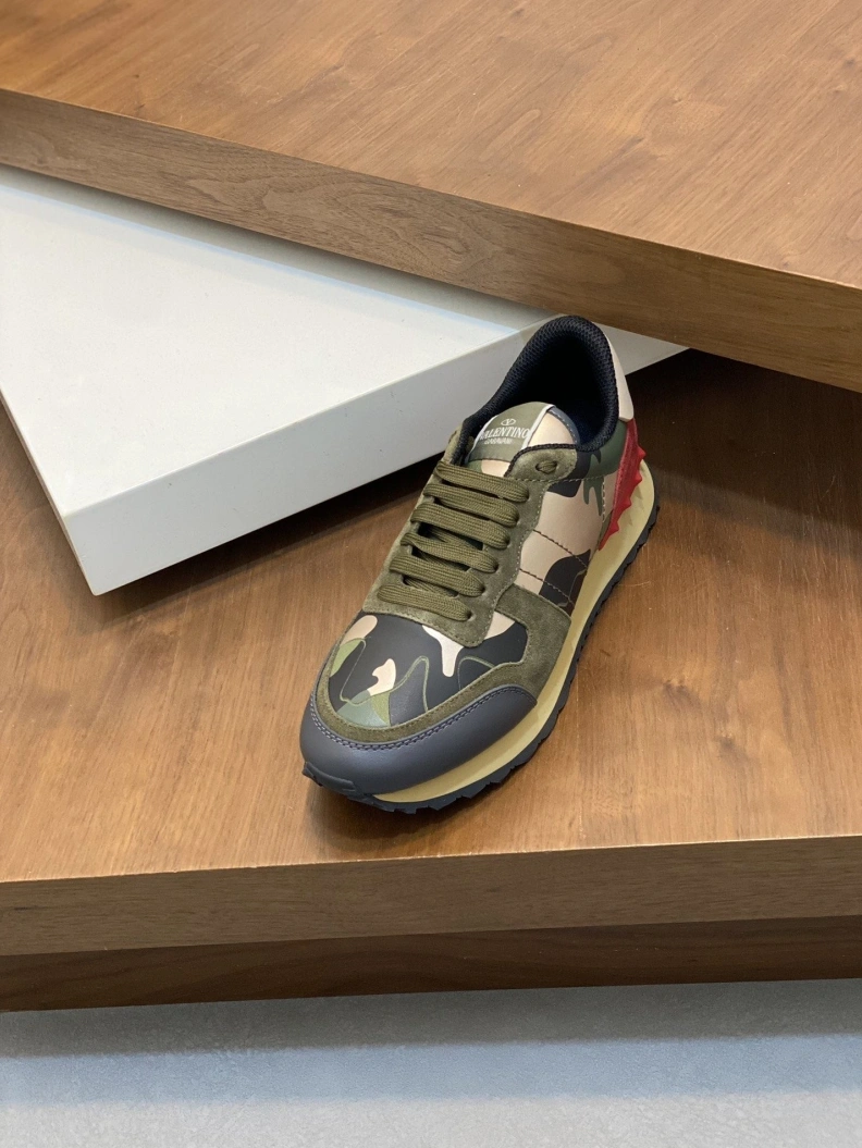 Modern Vxlxntino Sneakers 229043