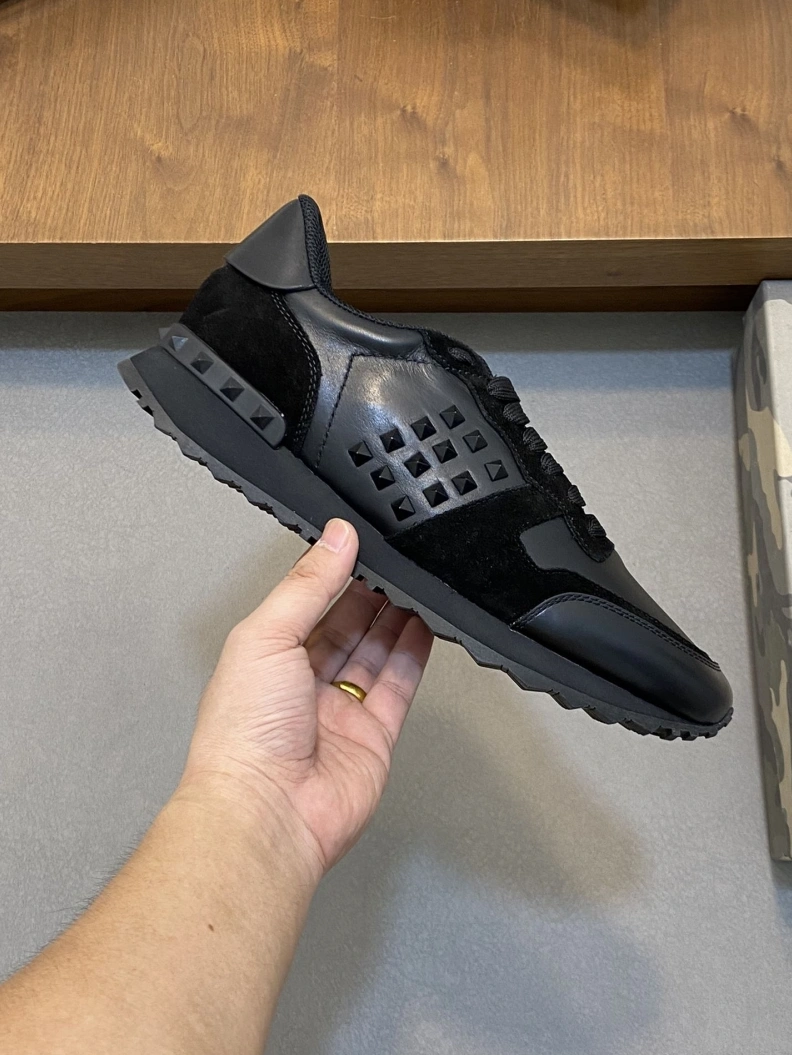 Flexible Vxlxntino Sneakers 229038