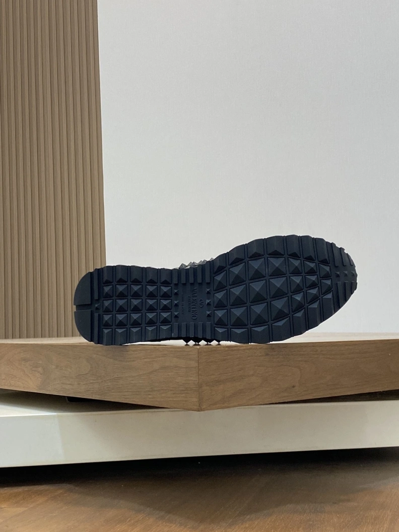 Flexible Vxlxntino Sneakers 229038
