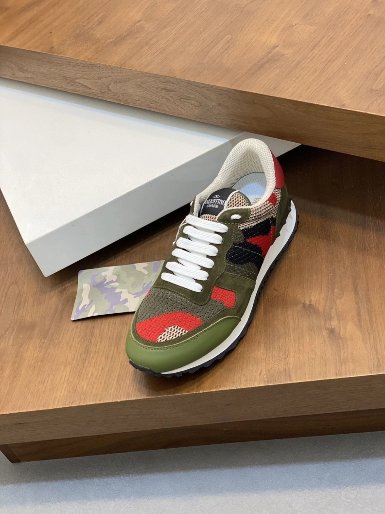 Timeless Vxlxntino Sneakers 229037