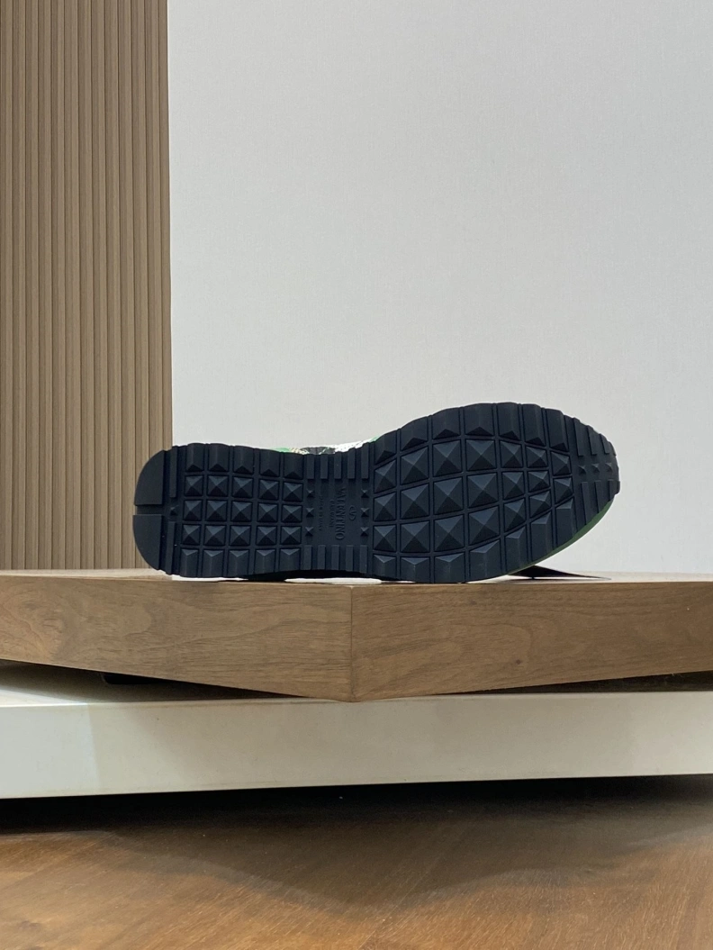 Practical Vxlxntino Sneakers 229024