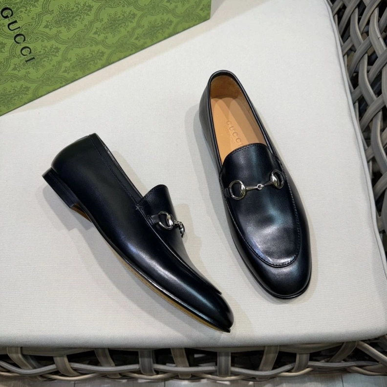 Trendsetting Gxccx Leather Shoes 155877