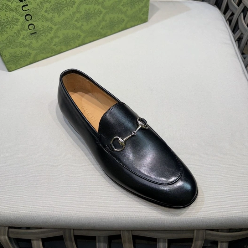 Trendsetting Gxccx Leather Shoes 155877