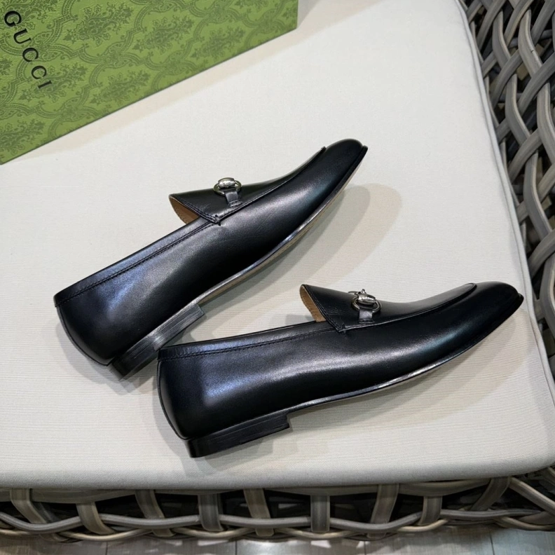 Trendsetting Gxccx Leather Shoes 155877
