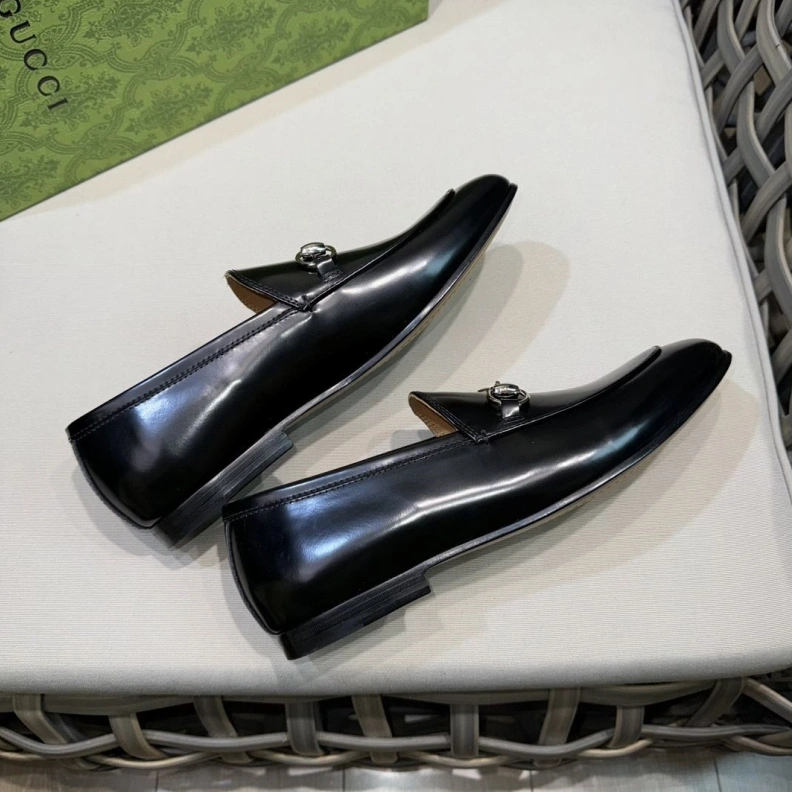 HighQuality Gxccx Leather Shoes 155876