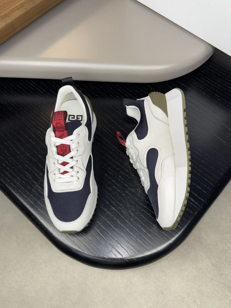 Gxvxnchy Sneakers Lightweight 152198