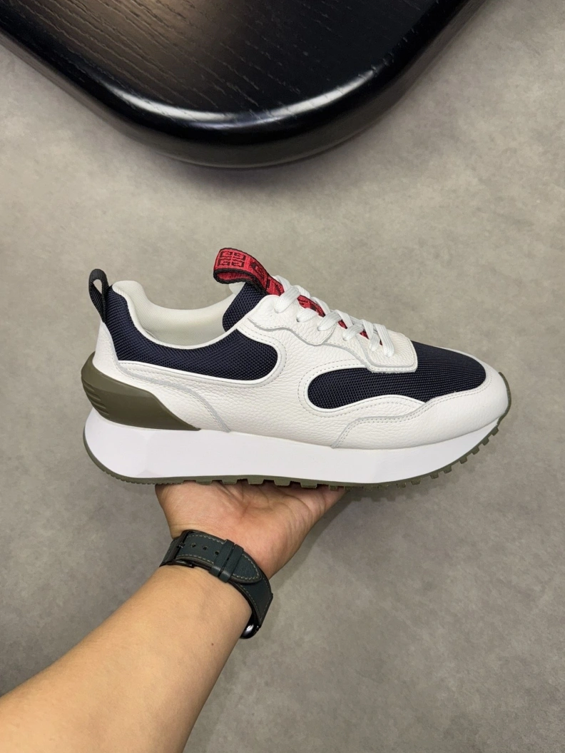 Gxvxnchy Sneakers Lightweight 152198