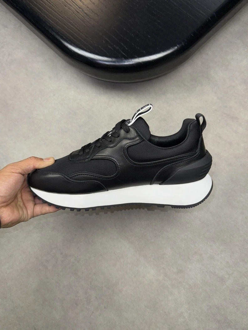 Gxvxnchy Sneakers Compact 152181