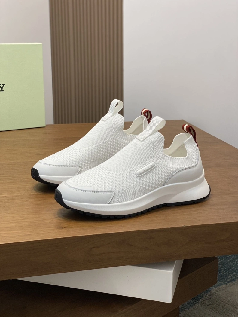 Lightweight Othxr Sneakers 210450