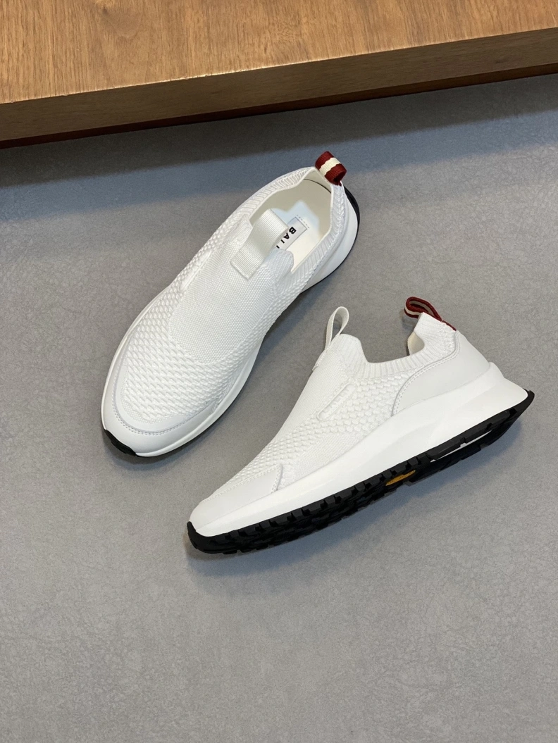 Lightweight Othxr Sneakers 210450