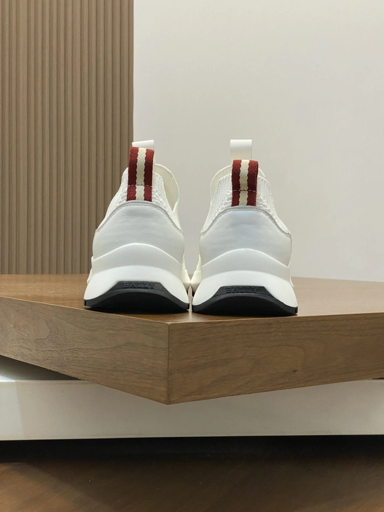 Lightweight Othxr Sneakers 210450