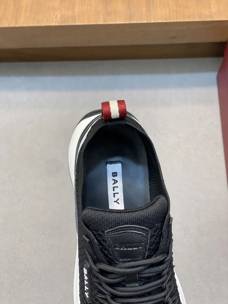 Bold Othxr Sneakers 210458