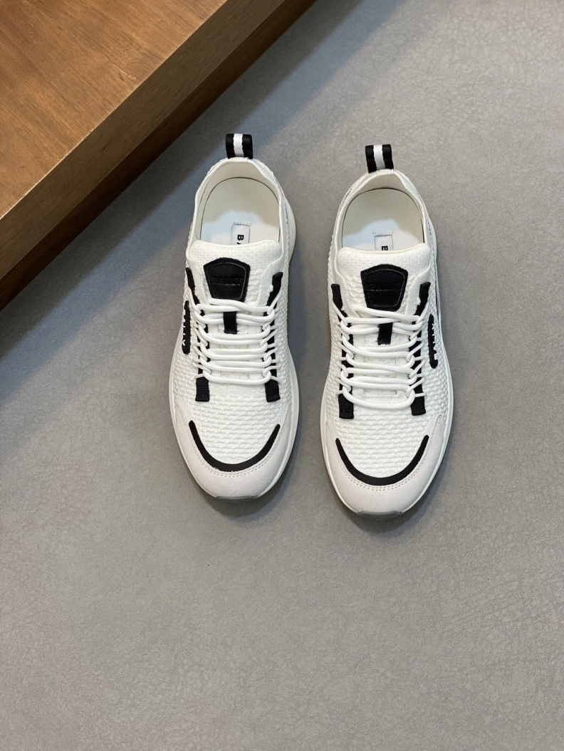 Cozy Othxr Sneakers 210444