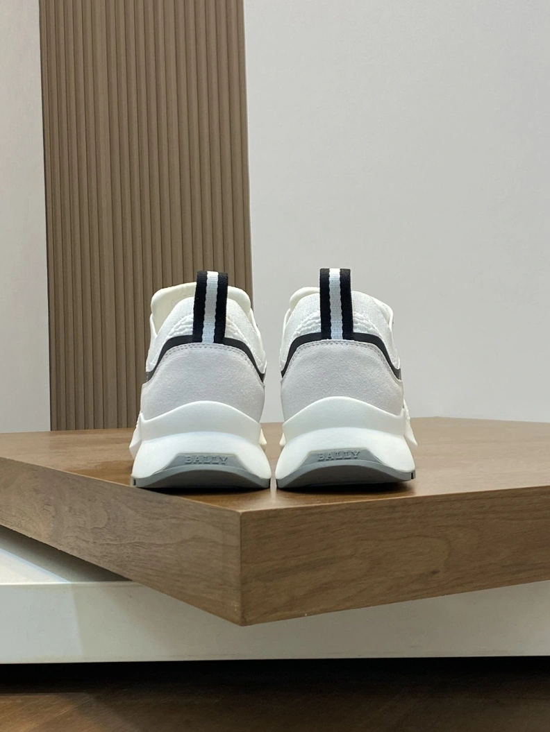 Cozy Othxr Sneakers 210444