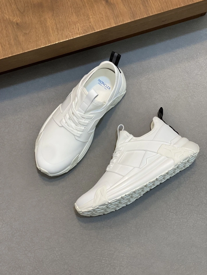 Functional Mxnclxr Sneakers 197276