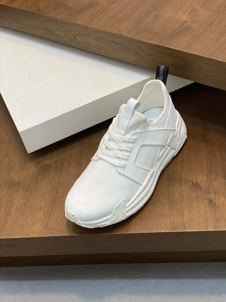 Functional Mxnclxr Sneakers 197276